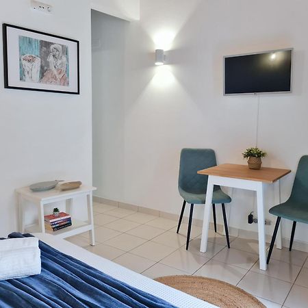 Minha Casa Sua Casa - Cozy Little House, Ac & Wifi Villa Ферагудо Екстериор снимка