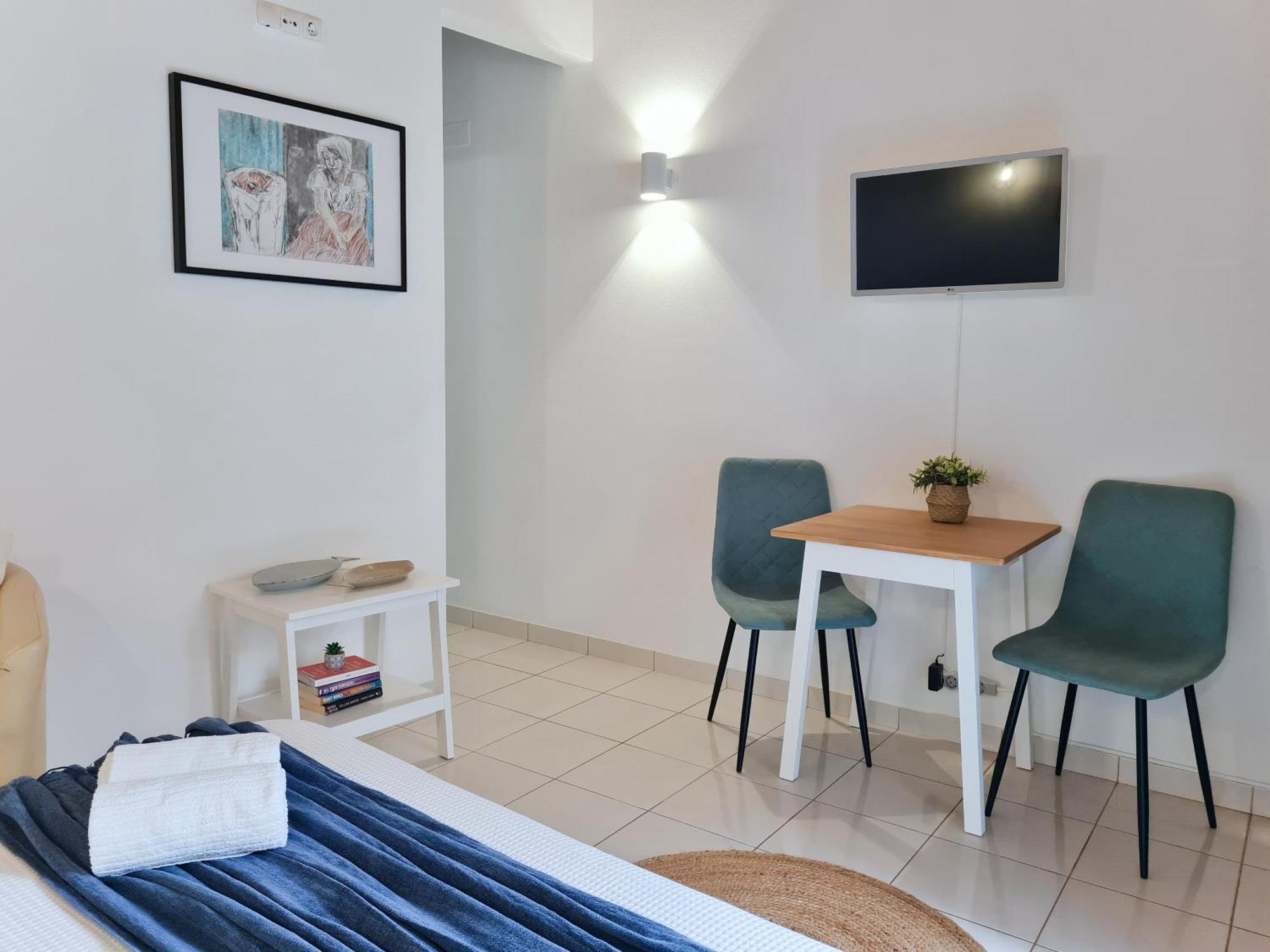 Minha Casa Sua Casa - Cozy Little House, Ac & Wifi Villa Ферагудо Екстериор снимка