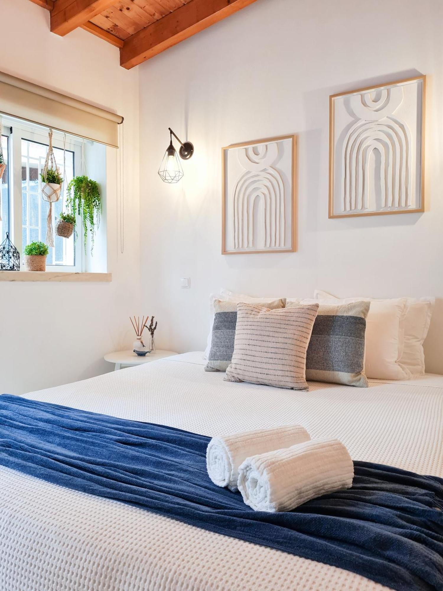 Minha Casa Sua Casa - Cozy Little House, Ac & Wifi Villa Ферагудо Екстериор снимка